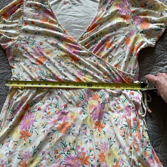 No Boundaries juniors’ floral dress - Picture 7 of 11